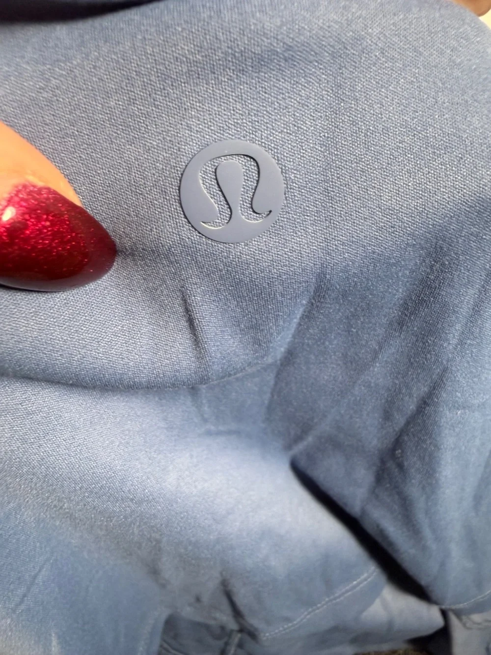 Lululemon Lightweight High Neck Yoga Tank Water Drop Size 6 - Picture 6 of 6